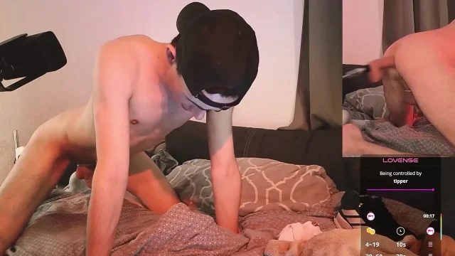 Twink vs Fuck-Machine