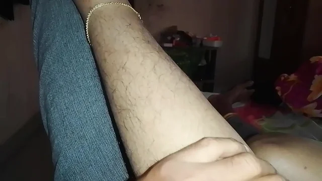 Working girl in Delhi having sex with her husband