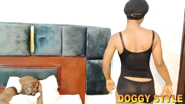 My Neighbors Daughter Squirts Like Watermelon on Banging Her