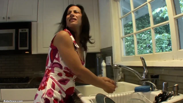 Mature lesbian has a fun time with a teen lesbian