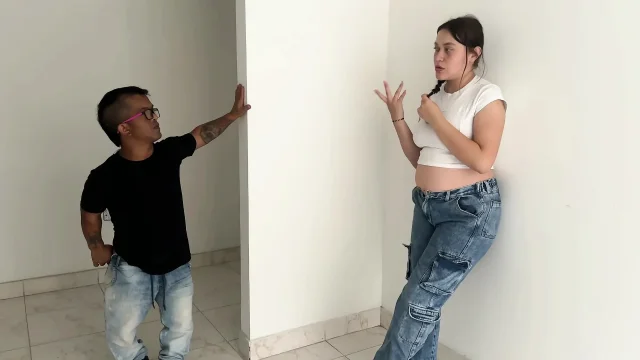 I Fuck a Rich Pregnant Real Estate Agent so She'll Let Me Rent Her House and I