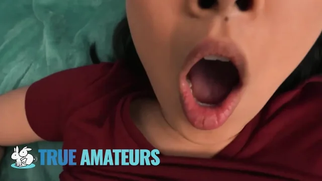 TRUE AMATEURS Kimmy Locks Eyes While Sucking Tony Cock Then Takes Control With Wild Fiery Ride
