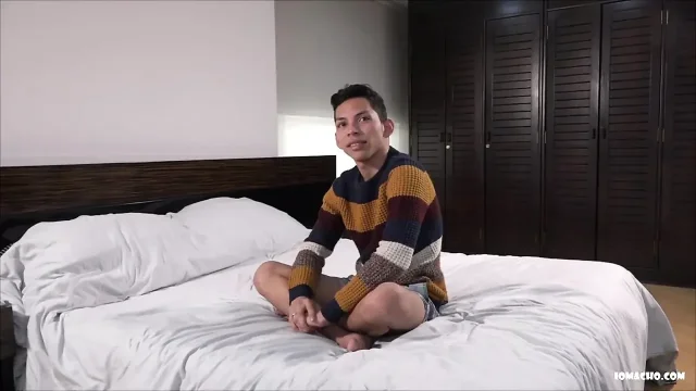 Latin Twinks Cesar and Lauti Fuck Bareback