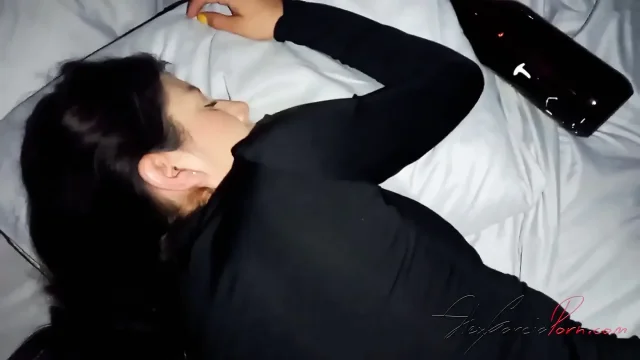 My stepcousin lets me fuck her with the condition of letting her rest