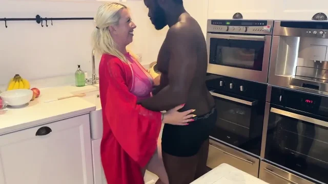 BBC Fucking Wife in the Kithcen