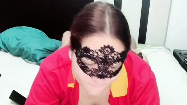Oxxo cashier gets on top of customer and gives him a lot of pleasure big ass