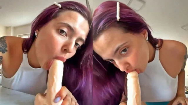 DEEP SLOWY BLOWJOB FROM PURPLE HAIRED BEAUTY