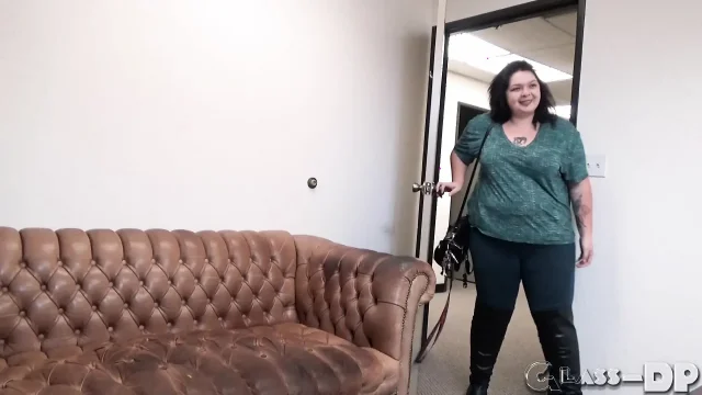 BBW Teen 18 is a horny aspiring porno slut