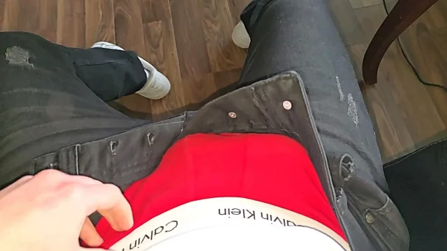 Red Calvin Klein bulge gets slowly stroked while colleagues are two meters away