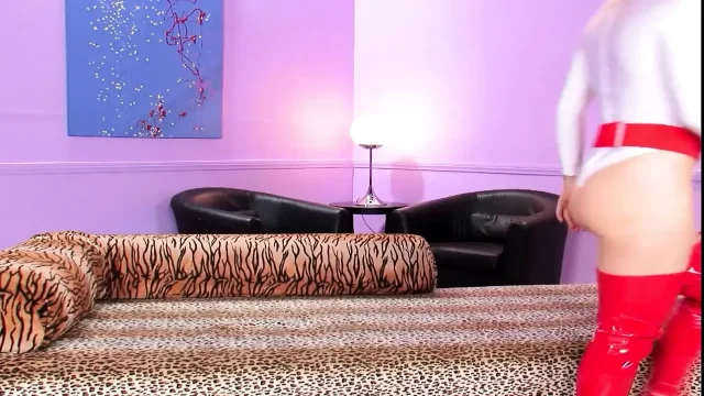 Threesome of Girls Licking and Loving Each Other