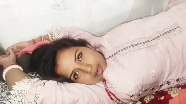 Season 104 Very huge big boobs bhabhi open her boobs and pussy front of stepson