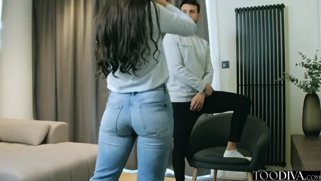 Photographer seduces shy guy to fuck