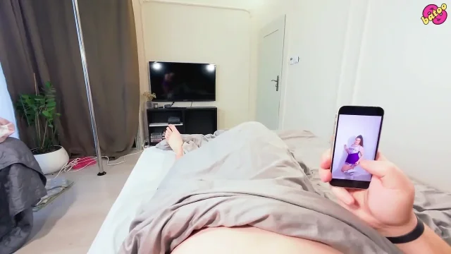 My Neighbor Cheerleader Sucked My Cock and Fucked Me but It Was Only Dream