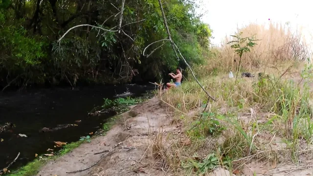 Encounter with a Stranger at a Waterfall Ends in Sex