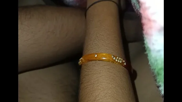 Fingering my Gf pussy in College hostel