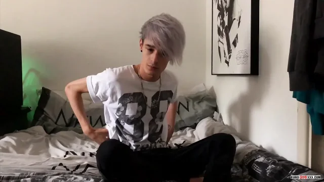 Emptying his full balls