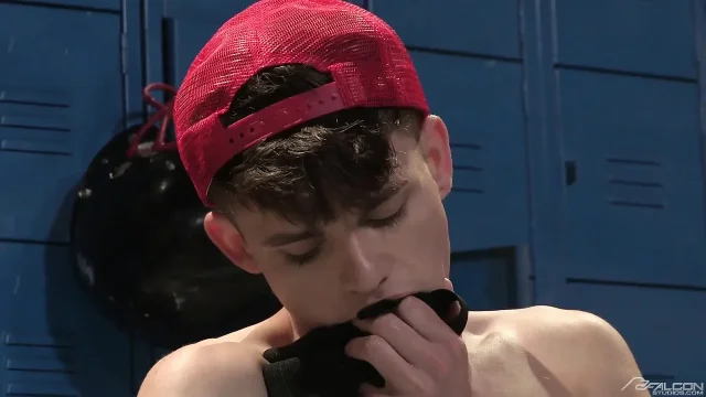 Coach fucks perverted towel boy in locker room FalconStudios