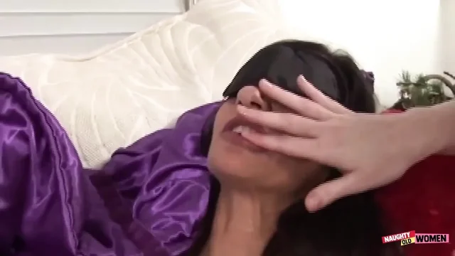 The MILF Is a Shining Example of What It Means to Be a Mature Slut