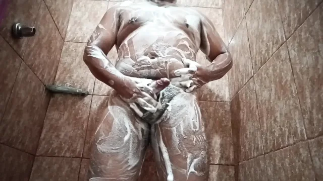 Foamy shower with cold water but with Andi Caliente for her fans