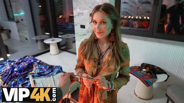 DEBT4k Hot sex in a fortune-telling salon she managed to give an amazing blowjob