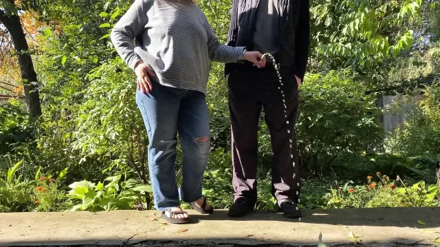 Mature stepmom controls my flow