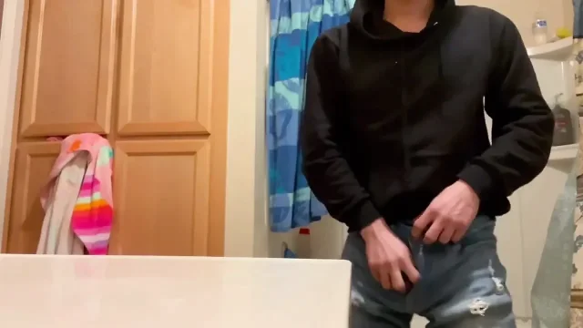 My Naughty 18 Year Old Girlfriend Gets Fucked by Stranger
