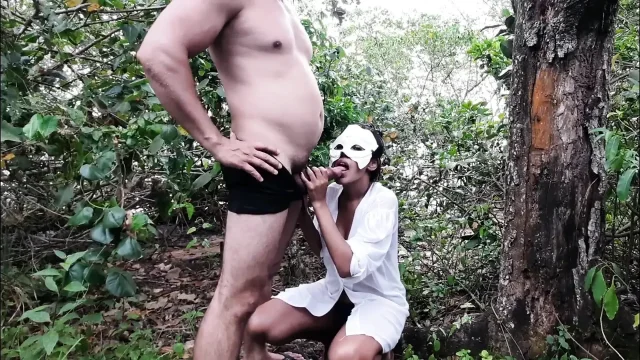 I went to give my ass in the mangrove swamp we were almost caught