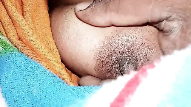 Sexy chut me ghusadia lond ko