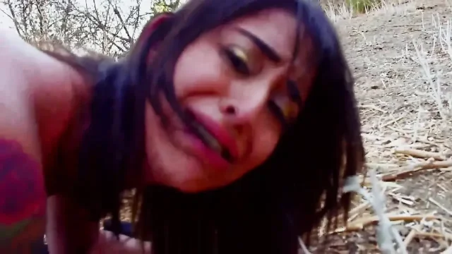Hot Latina gets hardly fucked outdoors