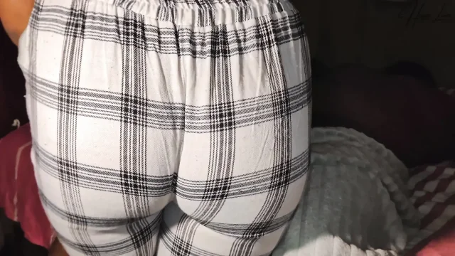 The Housemaid Was Fucked by Her Boss's Stepson Until Cumshot on Big Ass