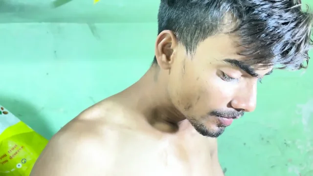 Indian boy masterbation in coconut oil