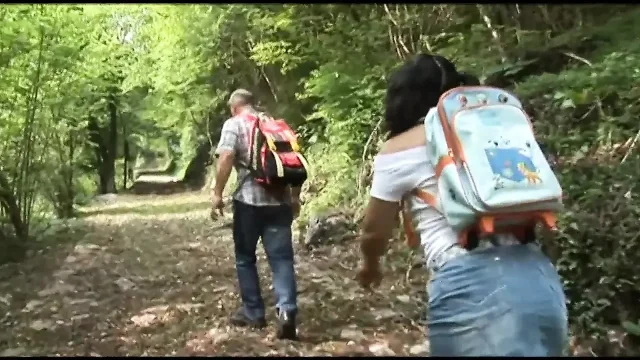 Old guide hits on a young and sexy hicker
