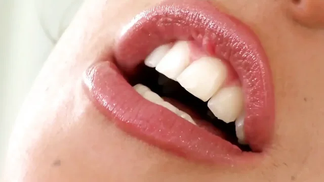 Hot Brunette Has Solo Sex with a Dildo in Her Pussy