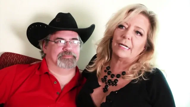 Granny is dirty cuckold Scene 01
