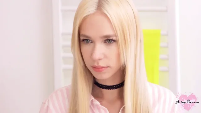 Cute Babe Masturbate Pussy Dildo Cum