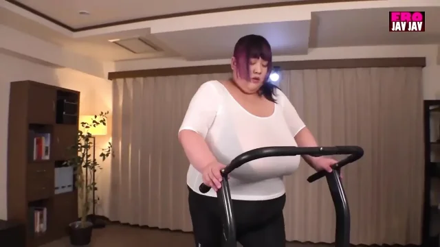 Exclusive Face Reveal as Shihof Unleashes Her Bold High-impact Presence - Scene3