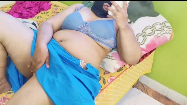 Big boobs newly married Indian bhabhi rough sex with devar
