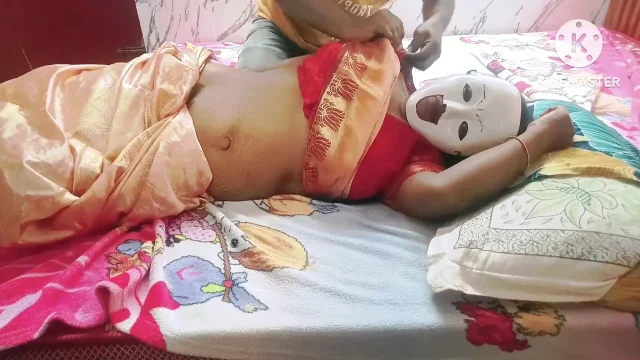 My Daughter's Boy Friend Seduced and Satisfied My Lustful Body - Full Tamil