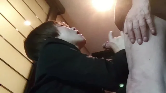 As Soon as Entered the Room Suddenly Gave Deep Blowjob