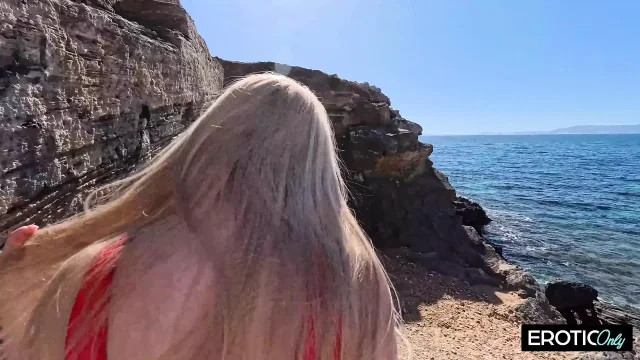 Oung German Student Craves Her Older Lover in a Wild Outdoor Hookup