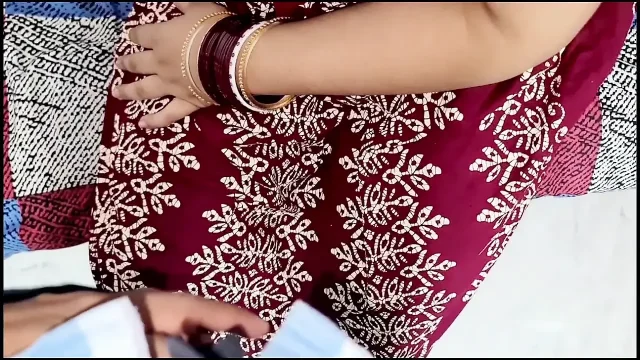 Padosh ki bhabhi ko chooda