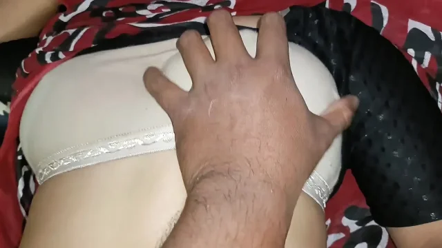 Indian cute desi Riya bhabhi ka jabarjast chudayi xxx desi
