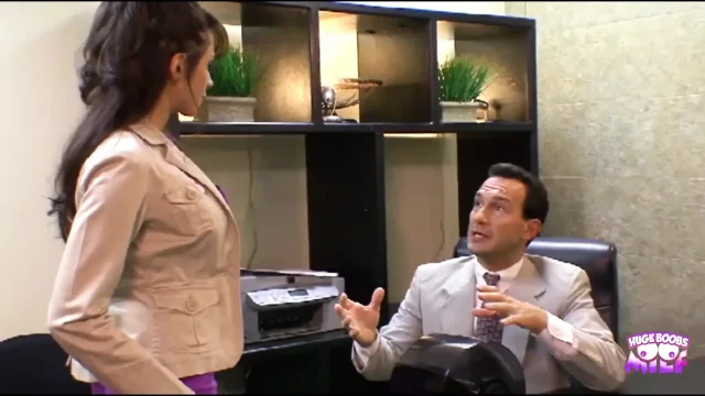 This Samantha Is a Real Fox Because She Landed on Her Boss and Had Fun
