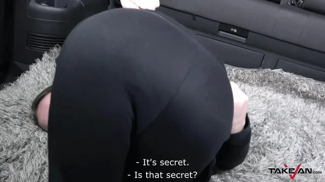 Skinny tramp is shaking her small tits on a massive dong in the van