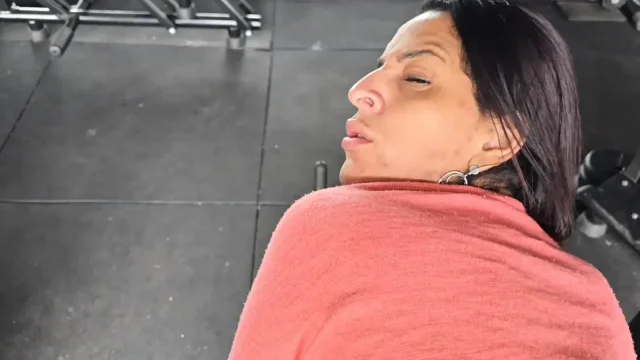 The hottie fucked me at the gym mercilessly he even filmed to send to his friends