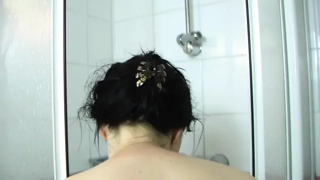 The Dildo Play While Taking Shower in Nylons