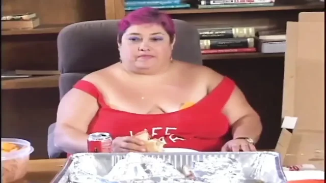 Very ugly XXX lifeguard milf fucking in the bedroom