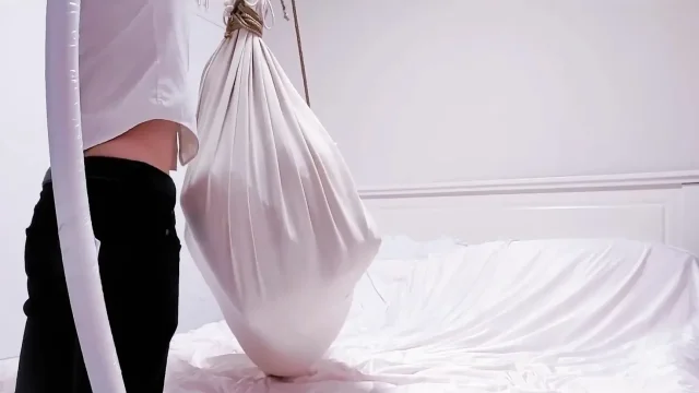 Sack Tightly Bound