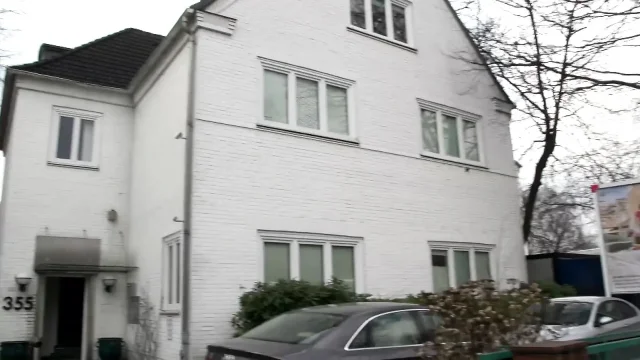 German MILF and teen threesome