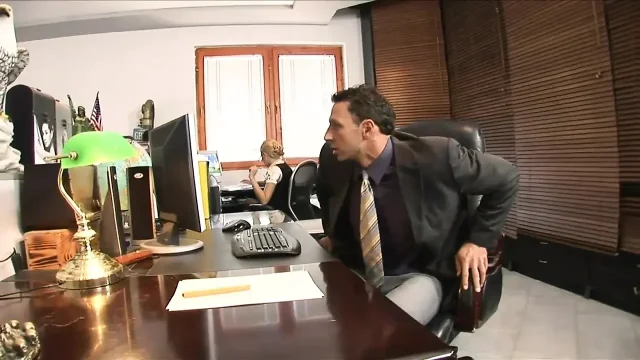 A big cock for the pussy and ass of a slutty blonde girl
